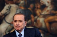 Берлусконі загрожує майже чотири роки в'язниці