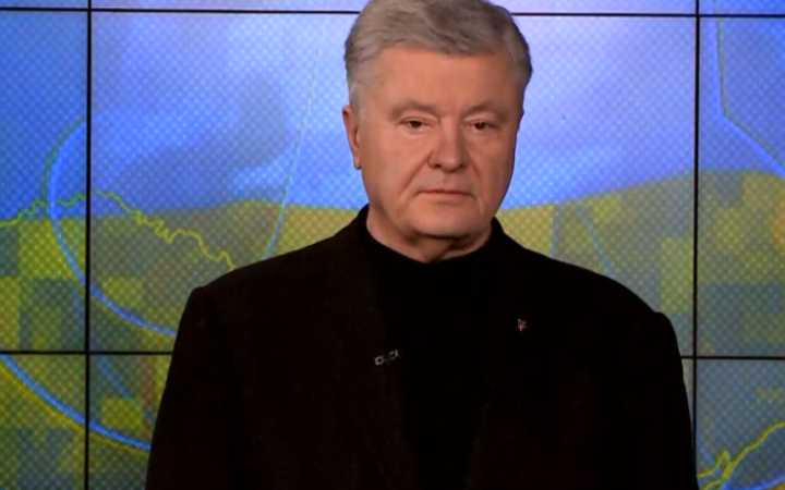 Порошенко вимагає звільнити голову ТСК з фортифікацій - за 2,5 місяці комісія так і не розпочала роботу