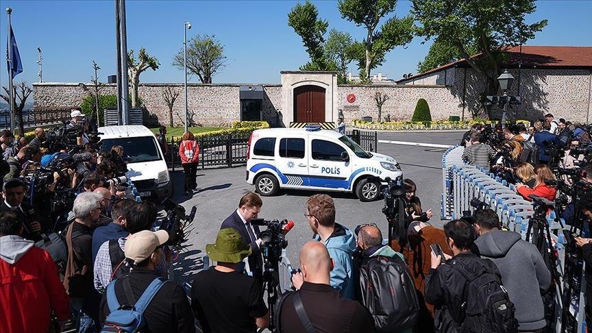 Російська делегація прибуває на переговори, Стамбул, 15 травня 2025 р.