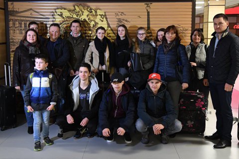 Україна просить ФРН відреагувати на візит німецьких дітей до окупованого Криму