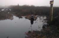 На Закарпатье из-за незаконной врезки в "Дружбу" произошел разлив нефти (обновлено)