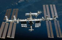 Астронавти МКС вийшли у відкритий космос для заміни сонячної панелі