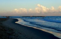 Фирма "регионала" укрепит пляж в Крыму за 30 млн грн