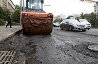 У Криму через брак коштів руйнуються дороги