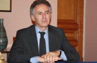 Послу Франции выдали разрешение на встречу с Тимошенко