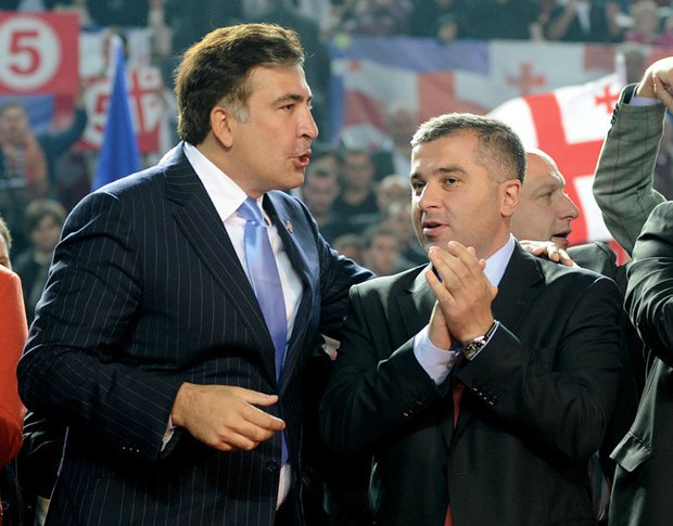 Михаил Саакашвили и Давид Бакрадзе во время съезда партии в Тбилиси, 5 октября 2013 года