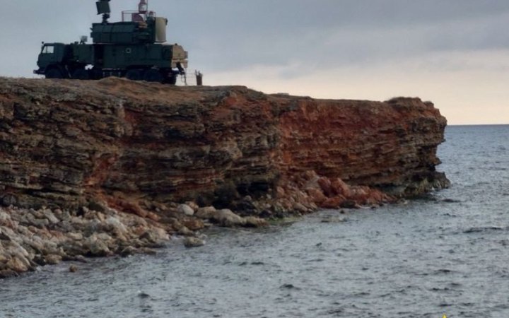 Партизани зафіксували російський ЗРК "Тор" над пляжем у Севастополі