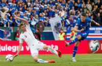 Исландия сенсационно возглавила группу в отборе на Евро-2016