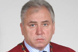 Съезд судей делегировал в Конституционный суд Виктора Кривенко