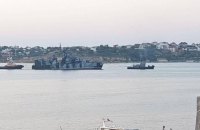З'явилось фотопідтвердження ураження українським морським дроном російського ракетного корабля "Самум" у Криму