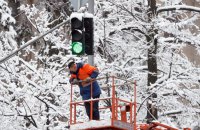 Завтра в Україні вдень до 14° морозу, хмарно з проясненнями