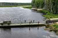 В России во время военных учений обрушился железнодорожный мост