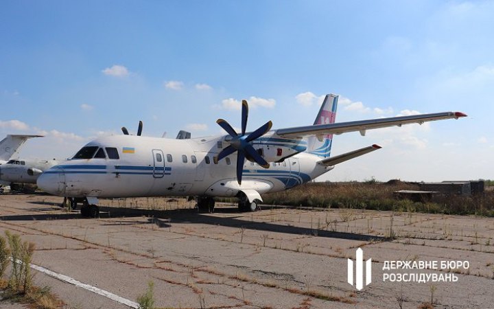 ​Суд заарештував літак, який директор українського підприємства хотів подарувати окупантам