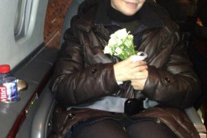 Тимошенко едет на Грушевского возлагать цветы 