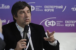 Вадим Омельченко: "Внешнеполитические проблемы могут спровоцировать усиление фискального давления внутри страны"