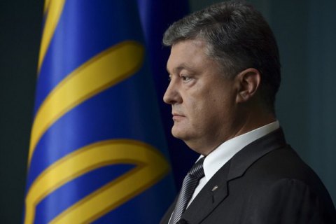 Порошенко допускає появу «формули Макрона» для врегулювання конфлікту на Донбасі