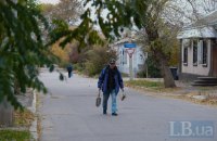 У Херсоні ворожий дрон скинув вибухівку на цивільного