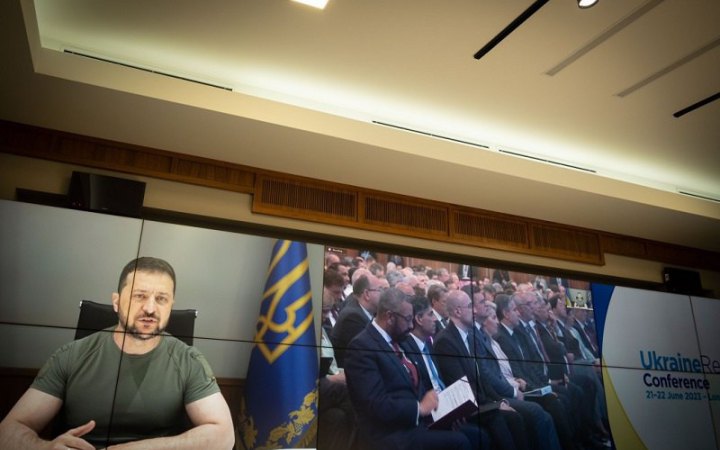 "Коли ми збудуємо Україну, ми збудуємо свободу": Зеленський виступив на конференції в Лондоні