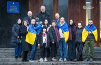 В Одесі рідні зустріли врятованих з єменського полону моряків