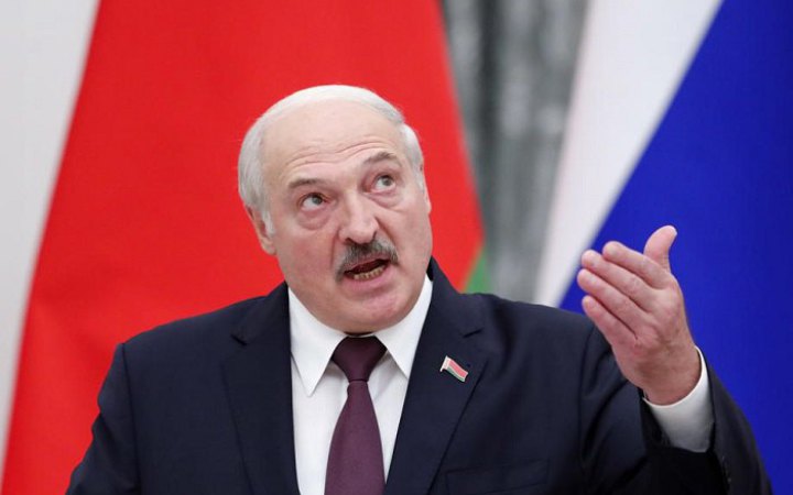 Міноборони побажало Лукашенку такого ж "мирного неба", як в Україні, і скорішого возз'єднання з Каддафі та Хусейном