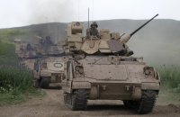 У Пентагоні заявили, що БМП Bradley прибудуть в Україну у найближчі тижні