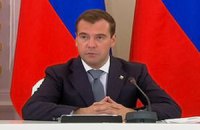 Медведев: в учебниках не должно быть разных оценок Второй мировой войны