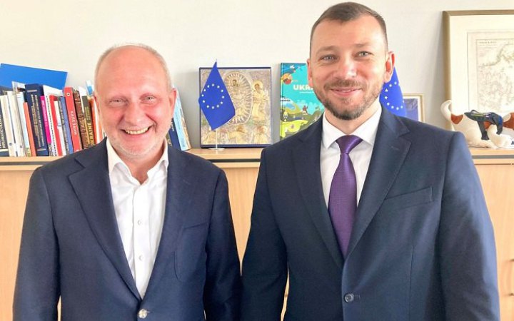 ​Посол ЄС Маасікас зустрівся з главою САП Клименком 