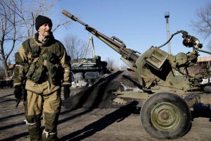 Боевики обстреливают позиции сил АТО в Крымском, - Москаль