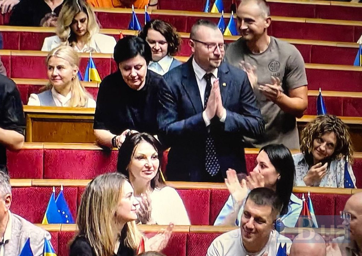 Народний депутат «Слуги народу» Віталій Безгін 