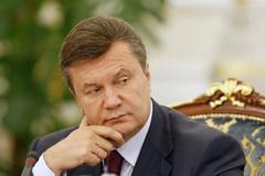 Янукович лично проконтролирует назначение судей КС