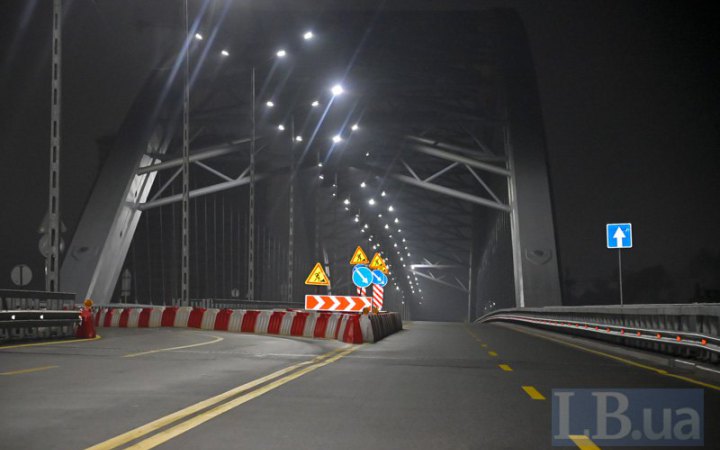 Прокуратура через суд вимагає визнати недійсним договір на будівництво Подільського мосту