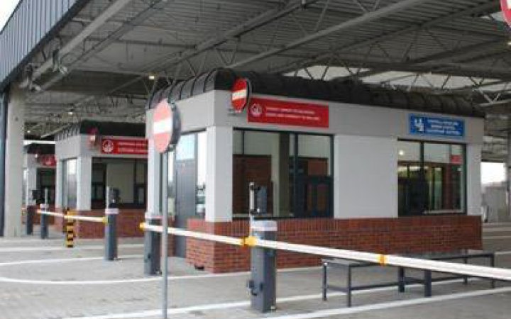 Польща планує звести електронний бар’єр на кордоні із Україною