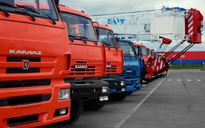 Російські і білоруські вантажівки мають залишити країни ЄС до 16 квітня