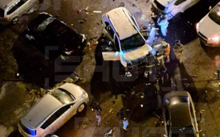 У Москві вибухнуло авто генерала, який воював у Чечні, Сирії та в Україні. Він не вижив (доповнено)