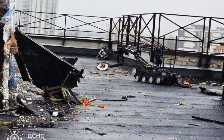 ДСНС провела унікальну операцію з розмінування багатоповерхівки у Вишгороді після атаки Росії