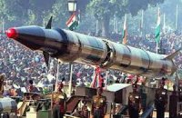 Индия провела испытания ядерной ракеты, способной попадать точно в цель