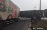 На трасі "Одеса-Ізмаїл" вантажівка врізалася в поїзд