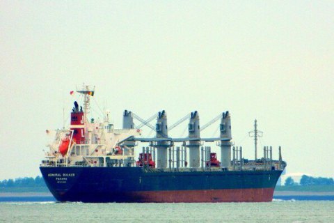 В порту "Південний" через спалах коронавірусу серед екіпажу зупинилося судно з Ліберії