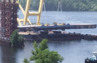 Плавкран "Захарій" після ремонту повернувся до будівництва вантового мосту в Запоріжжі