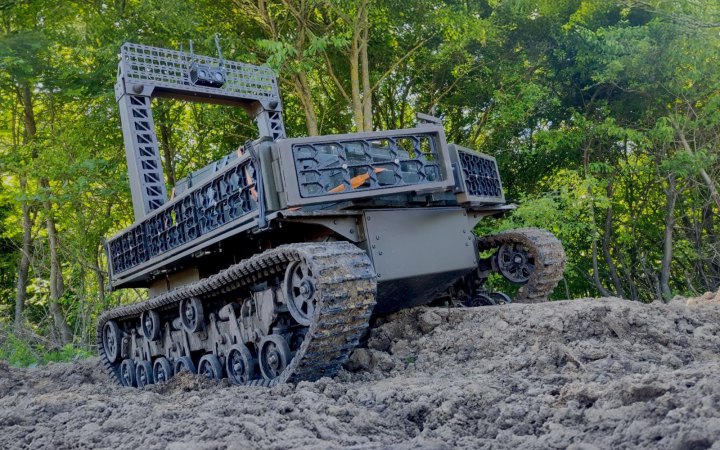 Міноборони допустило до експлуатації у ЗСУ вітчизняний безпілотний наземний комплекс «Мураха»