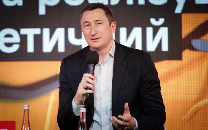 ЗМІ: Дружина Чернишова ховала корупційні документи в університеті. У КНУ спростували обшуки (доповнено)