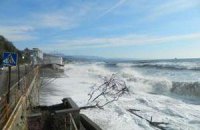 Прибрежные города Крыма пострадали от сильного шторма