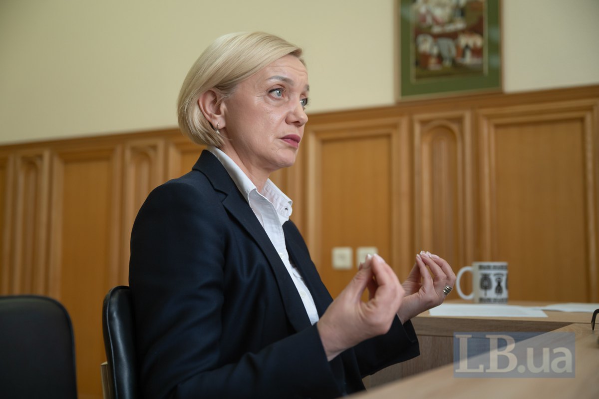 Олена Івановська
