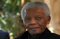 Президент ЮАР говорит, что Манделе стало лучше
