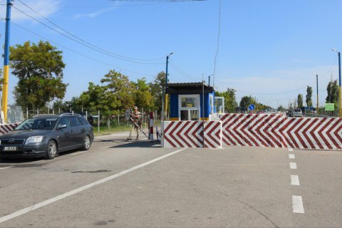Оккупанты ограничили пересечение админграницы с Крымом 