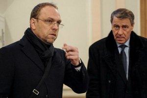 Оппозиция просит президента ПАСЕ разобраться в ситуации с невыездным Власенко