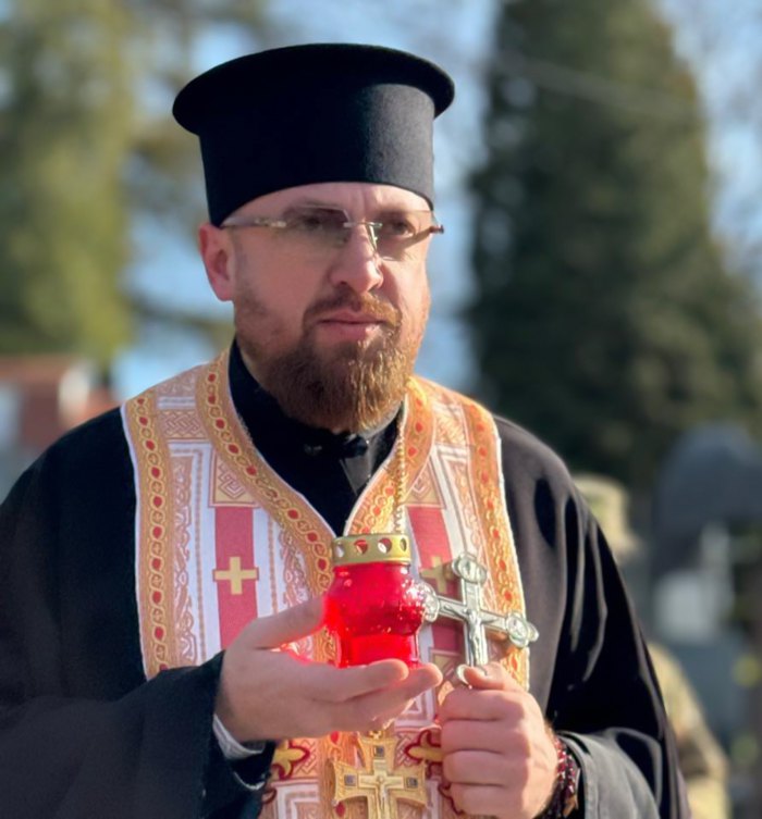 Проректор богословського факультету Львівської православної богословської академії, архімандрит ПЦУ Кипріан
Лозинський