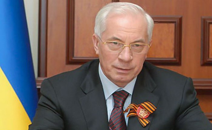 Микола Азаров