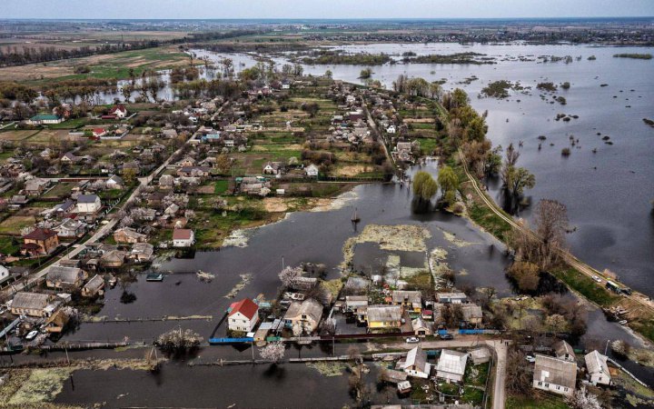 "Український свідок" показав затоплене селище Демидів на Київщині, де було підірвано дамбу