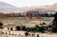 Бойовики ІД розбили кувалдами шість древніх статуй у Пальмірі